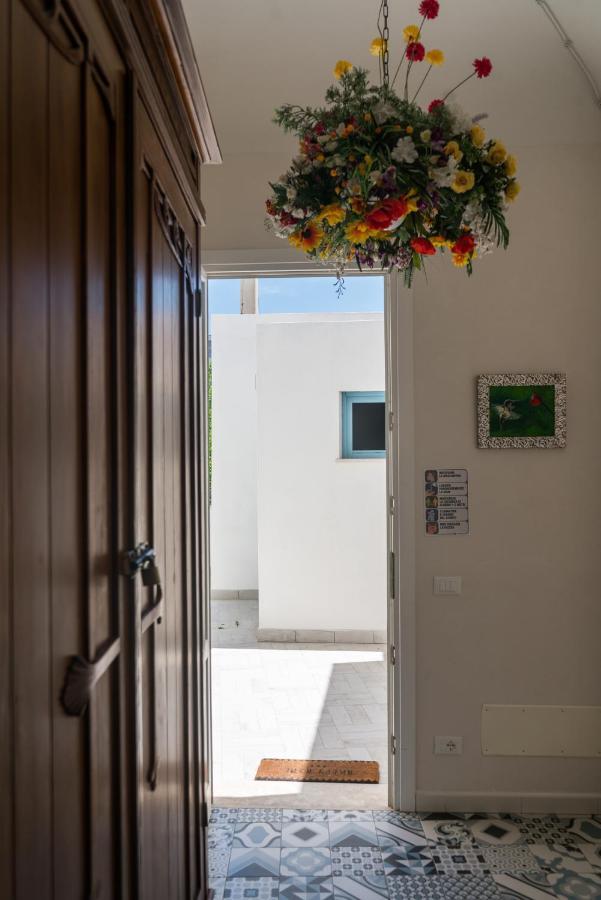 Poggiamico Guest House Фавиняна Екстериор снимка