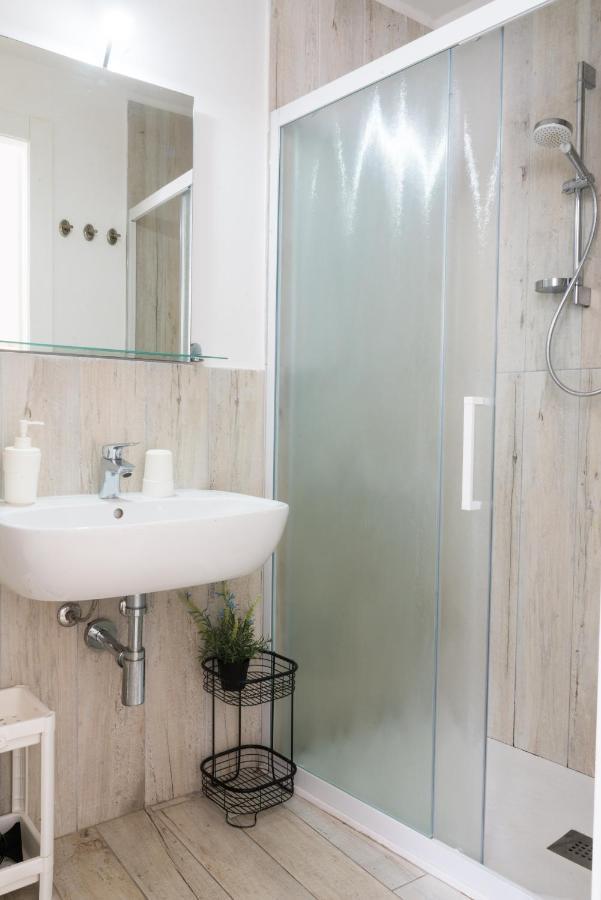Poggiamico Guest House Фавиняна Екстериор снимка