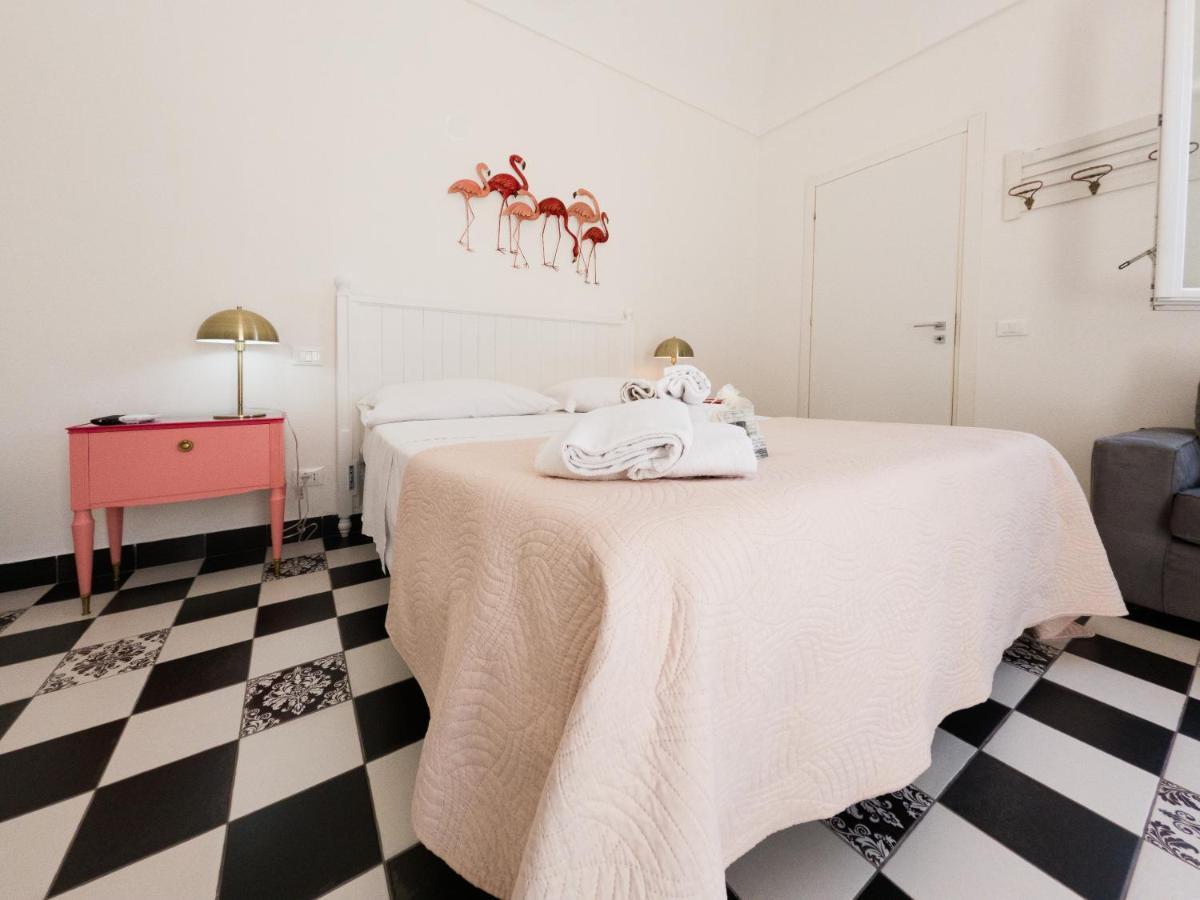 Poggiamico Guest House Фавиняна Екстериор снимка